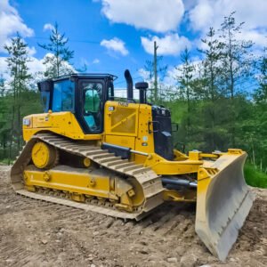 Used CAT D6 Bulldozer side profile with C9.3B engine and wide blade