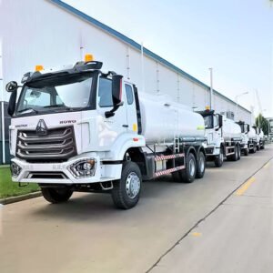 HOWO NX 6x4 300hp fuel tanker truck for diesel transport