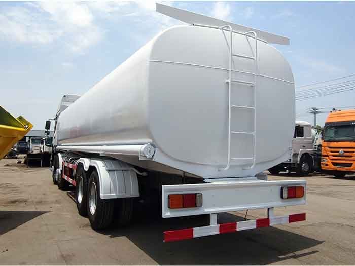 HOWO 8×4 Fuel Tank Truck with 20,000-liter carbon steel fuel tank for safe fuel transportation