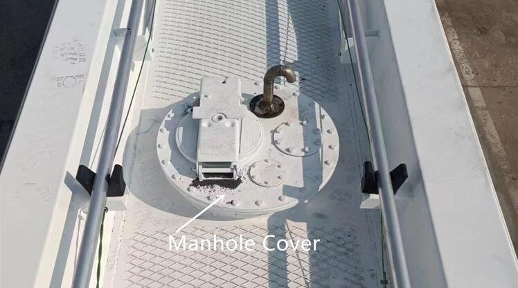 HOWO 8x4 fuel tank truck with high roof and 20,000L tank