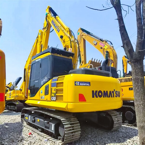 Used Komatsu PC130 Excavator with bucket, mid-size construction machine