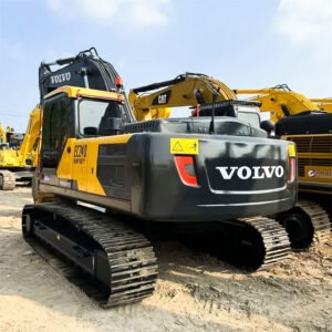 Used Volvo EC240 Excavator with Cummins engine and hydraulic arm