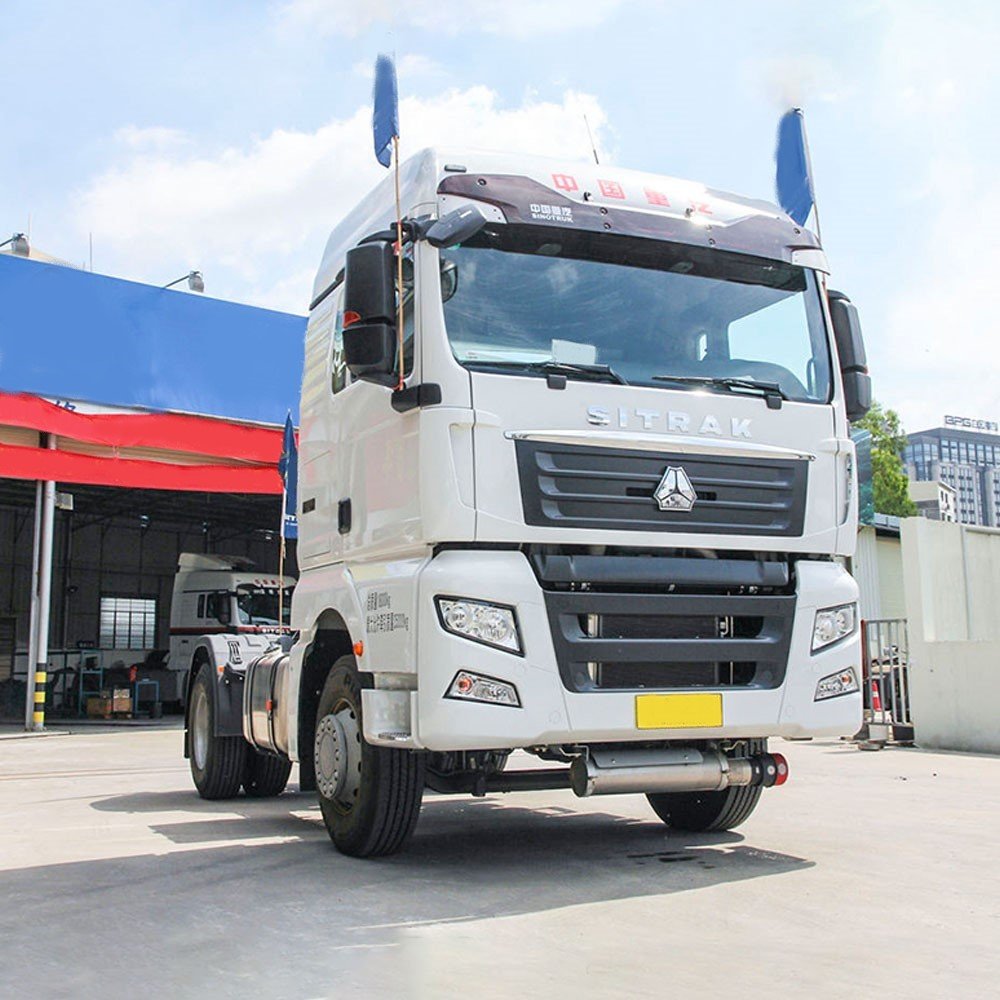 SITRAK C7H 4×2 Tractor Truck for hazardous material transport