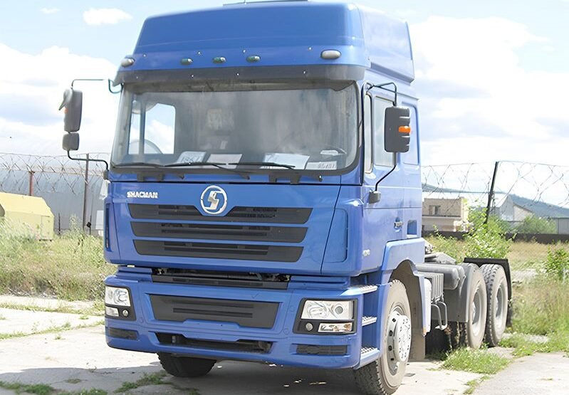 Three-quarter angle view of Shacman F3000 6x4 Tractor Truck with WP12 engine and FAST transmission