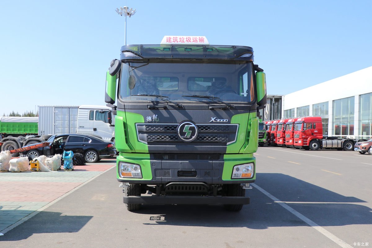 Shacman Delong X3000 400HP 6×4 Dump Truck Front View