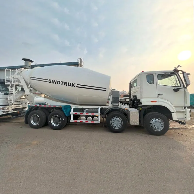 Howo NX 8x4 concrete mixer truck side view, 20m³ drum, heavy-duty export vehicle