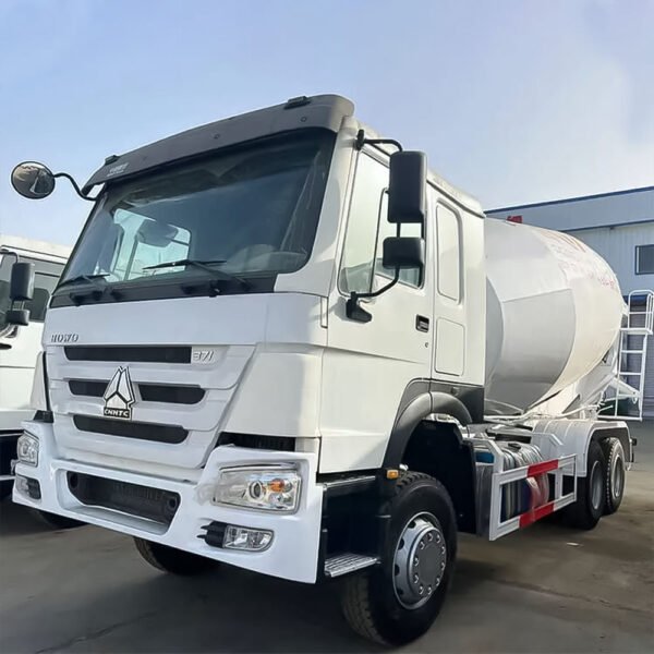 Howo 371HP 6x4 Concrete Mixer Truck