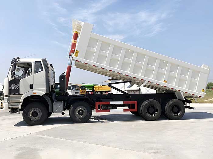 FAW J6P 8×4 420HP Dump Truck side view showing full chassis and cargo box