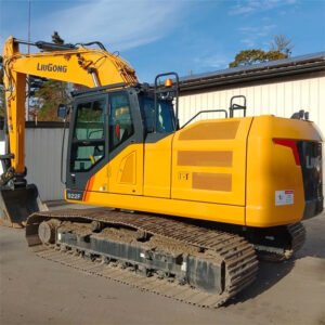 Brand New LIUGONG 922F Excavator with 0.9–1.4 m³ bucket and 116kW Cummins engine for medium-duty construction projects
