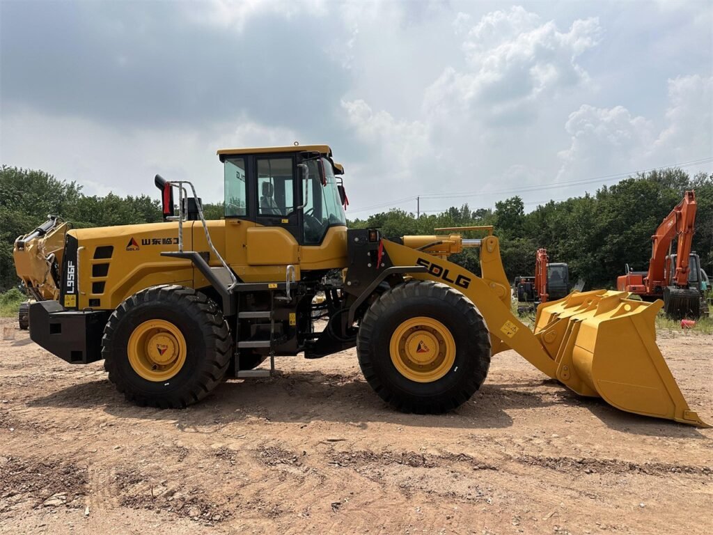 SDLG L956F Wheel Loader side view, showing full profile and heavy-duty design for construction and material handling