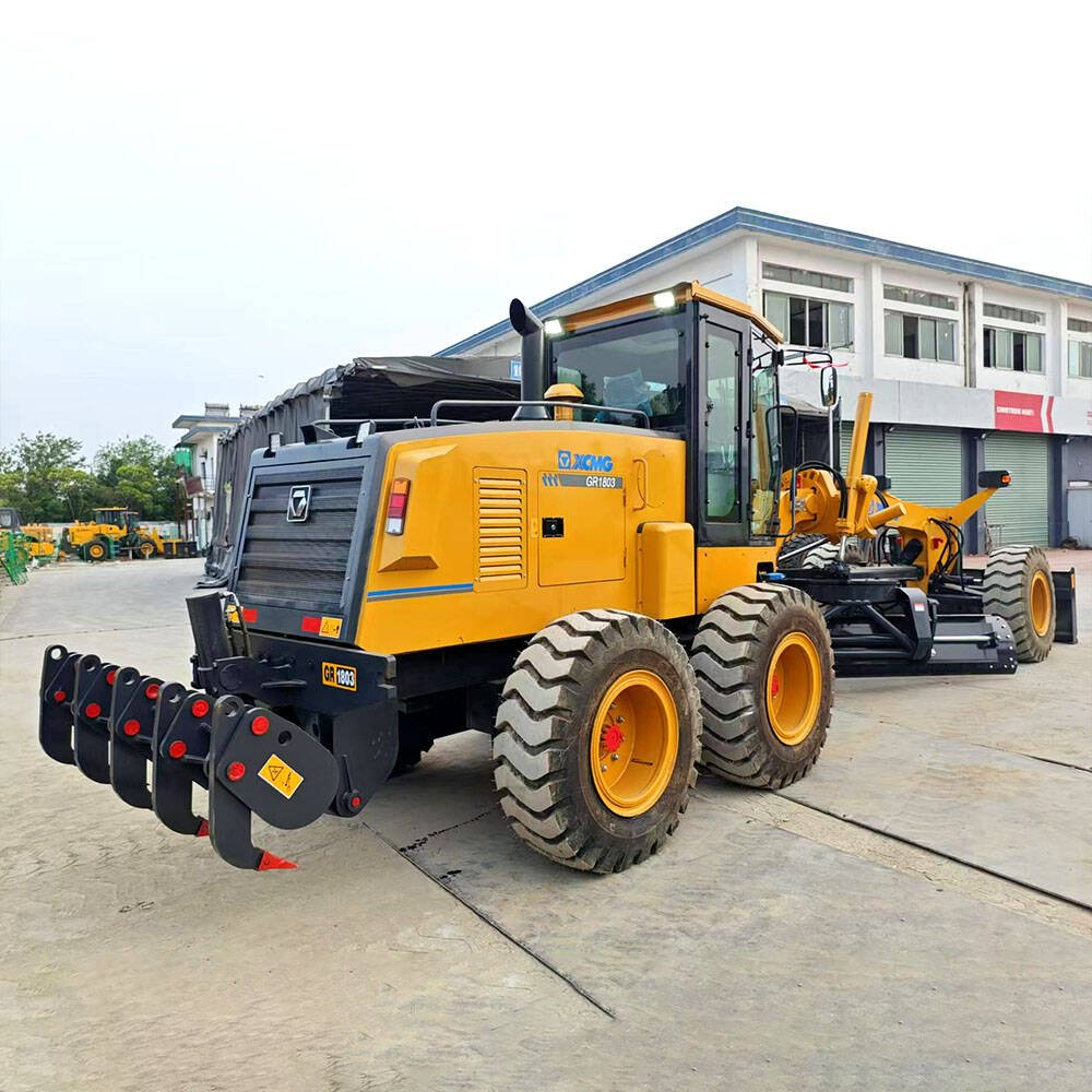 XCMG GR1803 motor grader with Tier 3 engine for road construction and land leveling