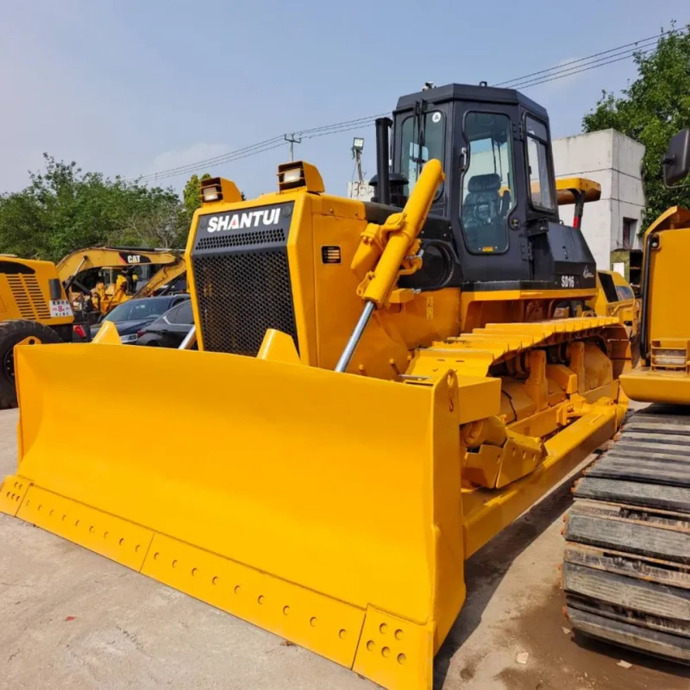 Shantui SD16 bulldozer front view heavy-duty crawler dozer for earthmoving, grading, and construction projects with durable structure