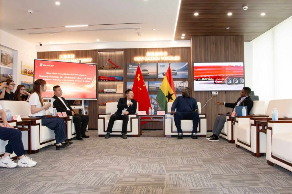 ZW Group executives in high-level conference with Ghana delegation regarding Heavy Duty Trucks China and construction machinery fleets.